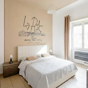 https://dolcevita-san-lorenzo-luxury.it-romehotels.com